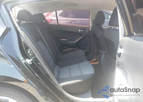 2016 Kia Forte Lx z USA, uszkodzony, nr VIN KNAFK5A8XG5572550